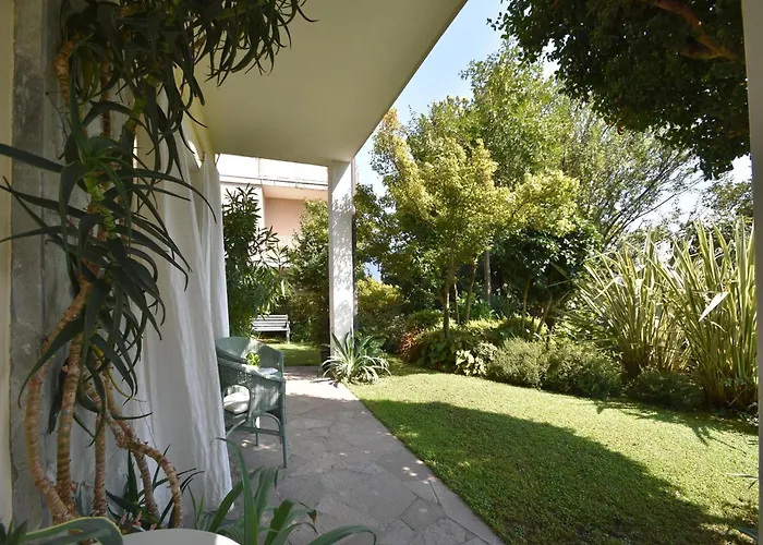Chalet By Lake Maggiore With Garden Views